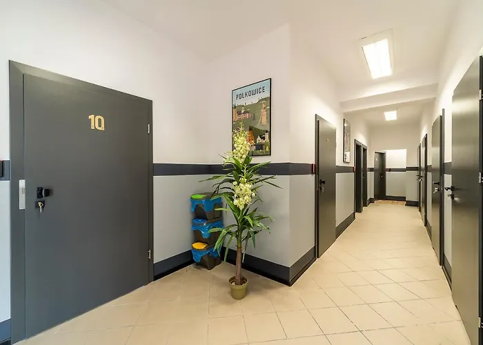 Gems Glogow (Glogow)